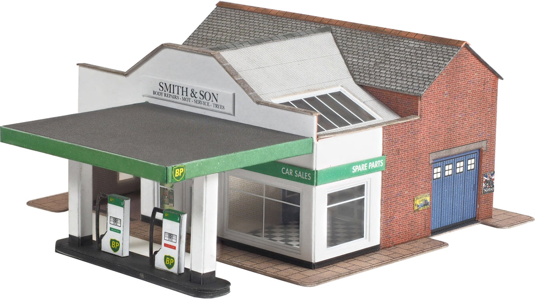 PN181 N Scale Service Station