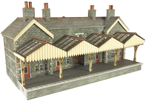 PN920 N Scale Mainline Station Booking Hall