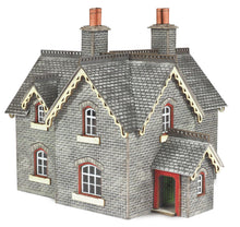 Load image into Gallery viewer, PN935 N Scale Settle/Carlisle Station Master&#39;s House
