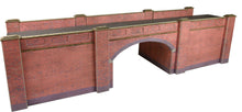 Load image into Gallery viewer, PO246 00/H0 Scale Railway Bridge in Red Brick
