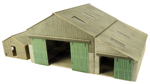 Manor Farm Buildings - OO Gauge - PO252 by Metcalfe