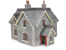 Load image into Gallery viewer, PO335 00/H0 Scale Settle/Carlisle Station Master&#39;s House
