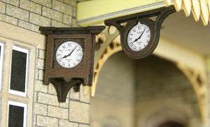 Station Clocks      - OO Gauge - PO515