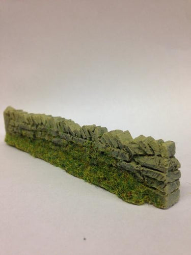 00 ROADSIDE DRY STONE WALLING BOX  - PW1LB