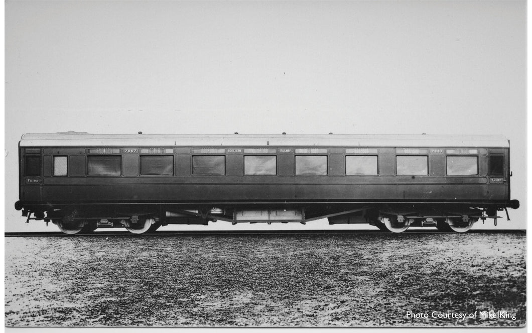 SR, Maunsell Third Class Dining Saloon, 7864 - Era 3 - R40030