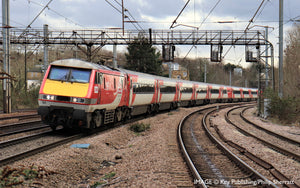 LNER, Mk4 Open First (Accessible Toilet), Coach L - Era 11 - R40149 - PRE ORDER - New For 2021 Estimated 01-12-21