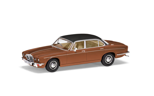 Daimler Double Six Series 2 Vanden Plas - Caramel