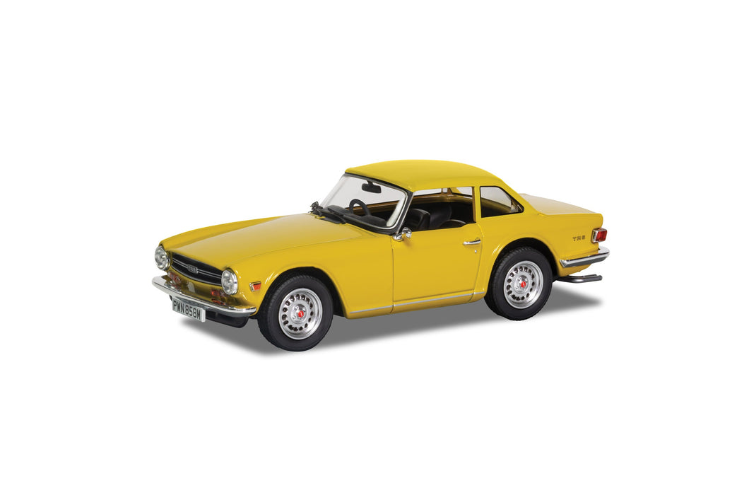 Corgi Triumph TR6 (Hard Top), Mimosa Yellow Corgi VA14702