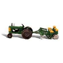 Load image into Gallery viewer, HO Tractor &amp; Planter
