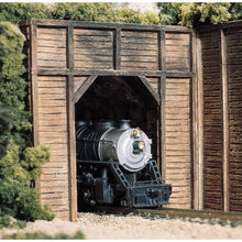 Load image into Gallery viewer, HO Timber Single Tunnel Portal - Bachmann -WC1254
