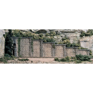HO Cut Stone Retaining Wall (x3) - Bachmann -WC1259