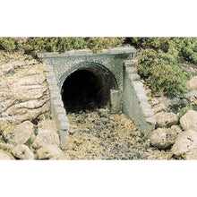 Load image into Gallery viewer, HO Masonry Arch Culvert (x2) - Bachmann -WC1263
