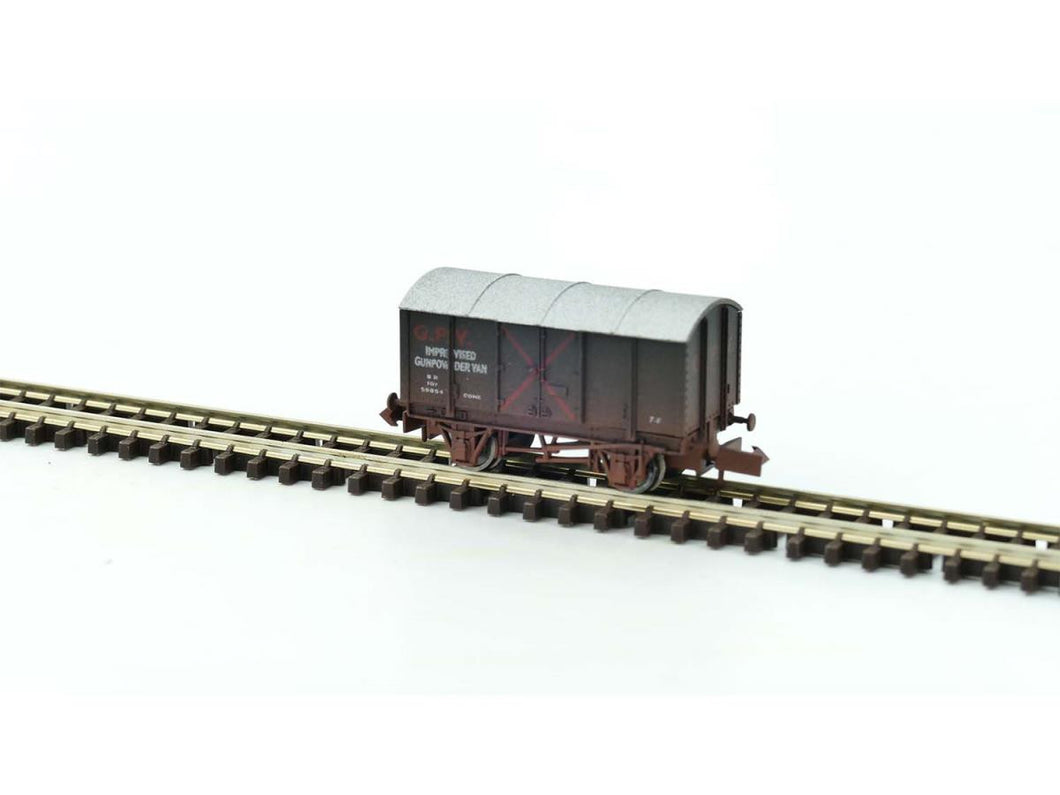 Gunpowder Van SR Improvised GVP 59064 Weathered