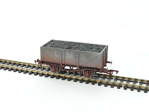 5 Plank Wagon LMS 404105 Weathered