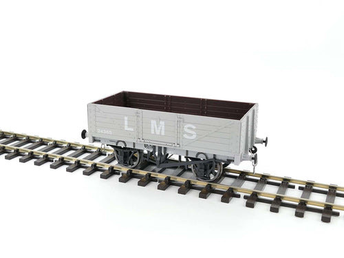 5 Plank Wagon LMS 24365