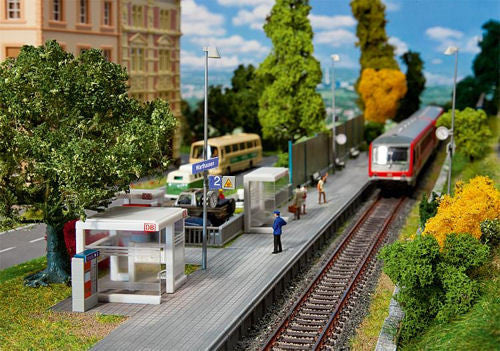 Modern Station Shelter with Platform Kit V