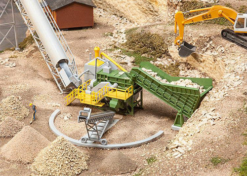 Jaw Crusher with Conveyor Belt III
