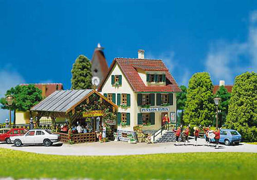 Village Inn with Pergola/Bandstand/Table/Chairs Kit II