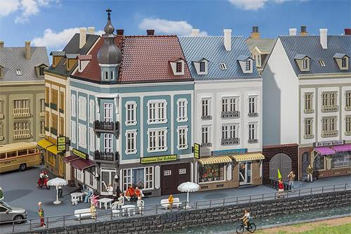 Beethovenstrasse Town Houses (2) Kit III