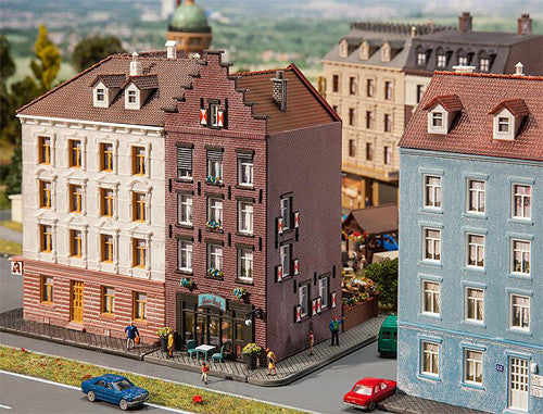 Old Town House with Bar Kit II