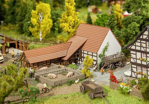 Agricultural Building with Accessories Kit I