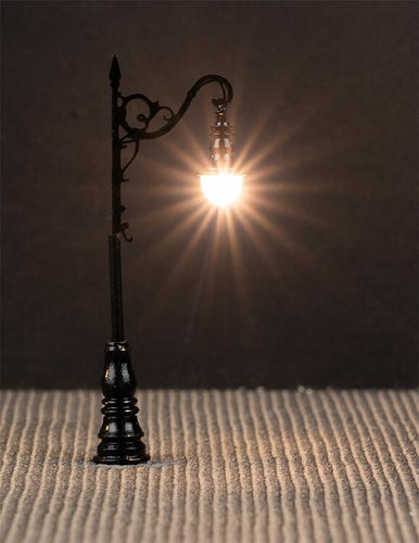 PRE ORDER - LED Single Arm Ornate Street Lamp 65mm (3)