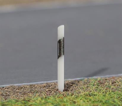 Road Marker Posts (20) Kit III