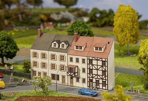 Provincial Houses (2) Kit II