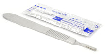 Load image into Gallery viewer, Stainless Steel Scalpel &amp; Blades - Gaugemaster Tools - 614
