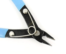 Load image into Gallery viewer, Economy Sprue &amp; Plastic Cutter - Gaugemaster Tools - 664
