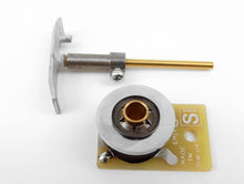 Load image into Gallery viewer, Tension Lock Uncoupler - Seep - C-TLU
