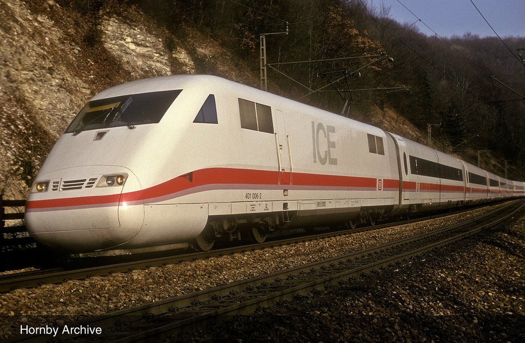 DB AG, 3-unit pack add. coaches for ICE-1 (2 x 2nd class + restaurant), train 
