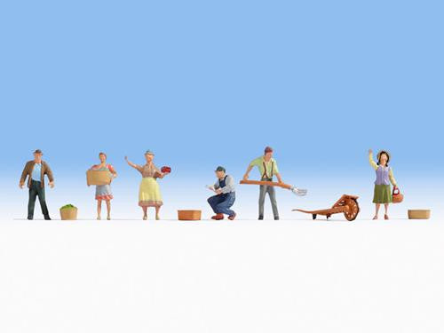 Farmers (6) with Accessories Figure Set