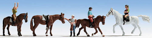 Horses and Riders (4) Figure Set