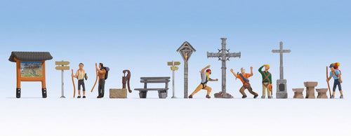 In the Mountains Themed Figure Set