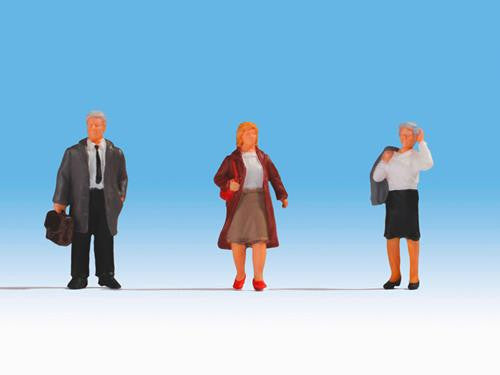 Passengers (3) Figure Set