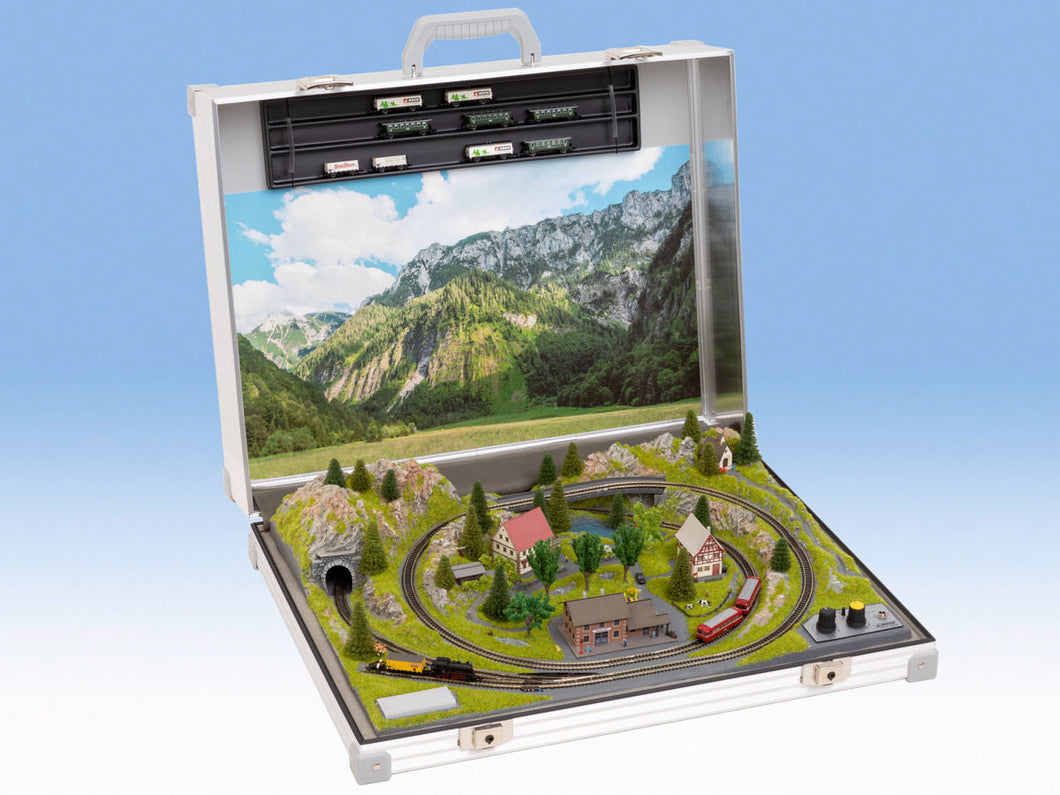 Serfaus Briefcase Layout w/Marklin Track