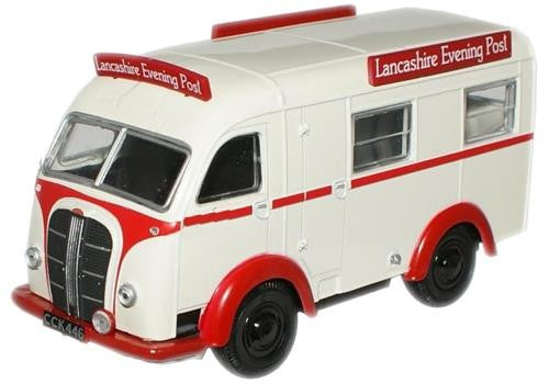 Austin K8 Threeway Van Lancashire Evening Post   76AK001   1:76 Scale,OO Gauge