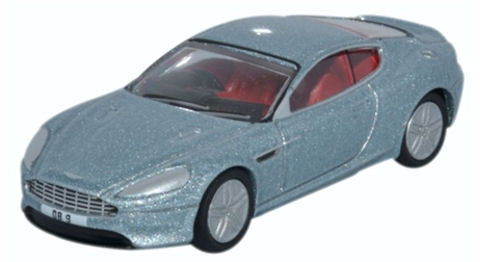 Aston Martin DB9 Coupe Skyfall Silver   76AMDB9001   1:76 Scale,OO Gauge