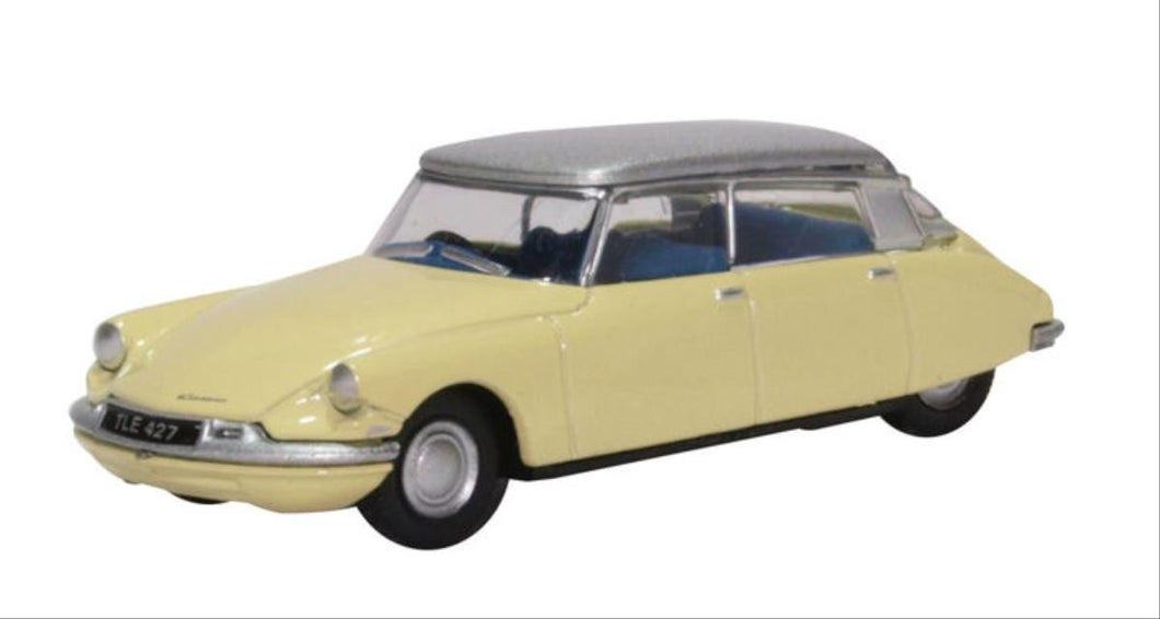 Citroen DS19 Jonquil Yellow/Silver   76CDS006   1:76 Scale,OO Gauge