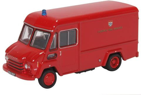 Commer Walk Thru London Fire Brigade   76CWT003   1:76 Scale,OO Gauge