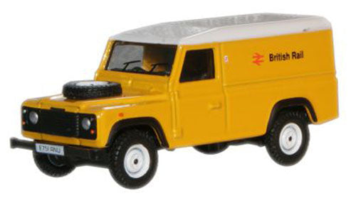 Land Rover Defender British Rail   76DEF007   1:76 Scale,OO Gauge