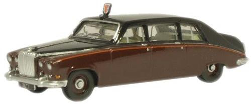 Daimler DS420 Limo Claret/Black (Queen Mother)   76DS004   1:76 Scale,OO Gauge