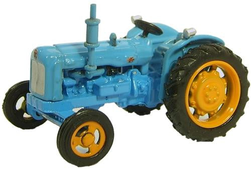Fordson Tractor Blue   76TRAC001   1:76 Scale,OO Gauge