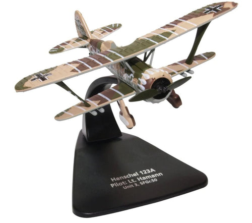 Henschel 123A Unit 3/SFGr 50 Lt. Hamann (No Swastika)