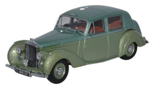 Bentley MkVI Balmoral Green/Ice Green   BN6002   1:43 Scale