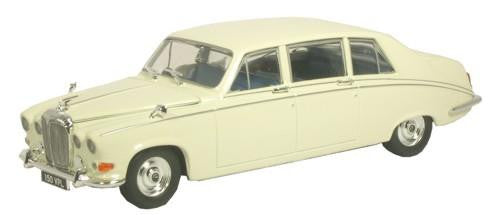 Daimler DS420 Old English White   DS001   1:43 Scale