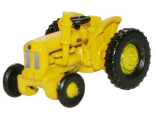 Fordson Tractor Yellow Highways Dept   NTRAC003   1:148 Scale