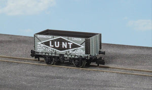 9ft 7 plank open wagon, Lunt