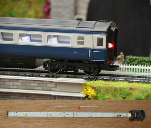 Automatic Coach Lighting Warm White/Flashing Tail